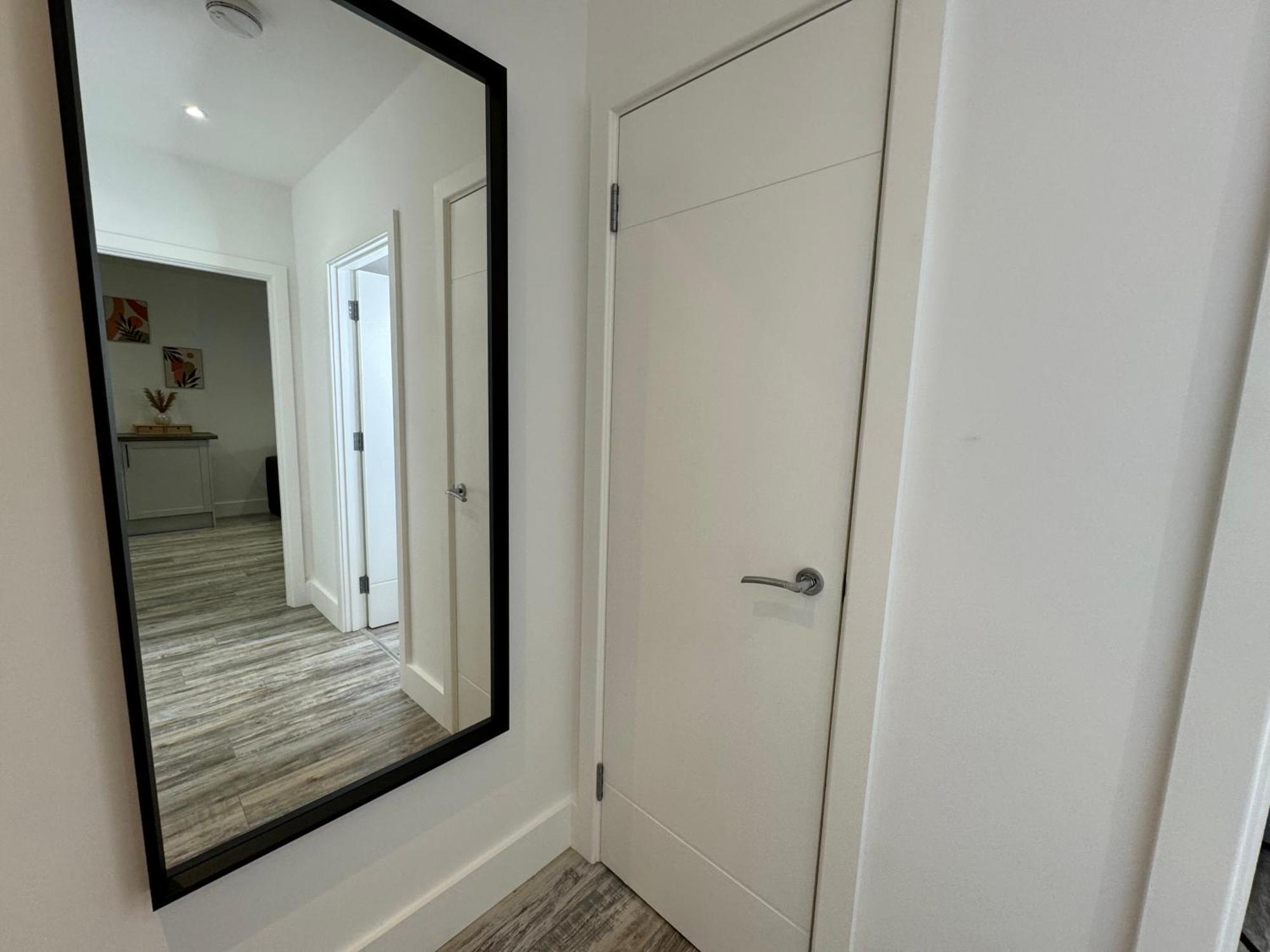 Modern One-Bedroom Apartment Свіндон Екстер'єр фото